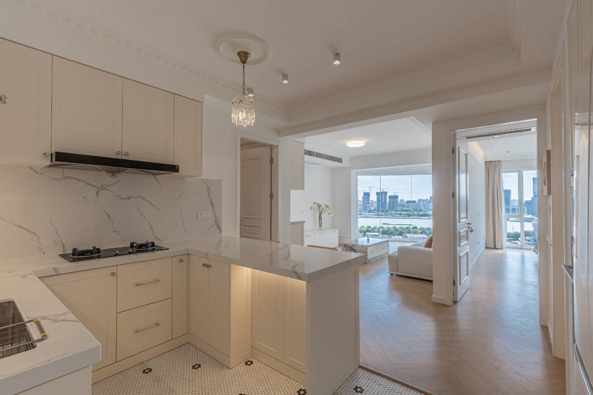 Great view 2br ,fully furnished near line 4/8 Great view 2br ,fully furnished near line 4/8