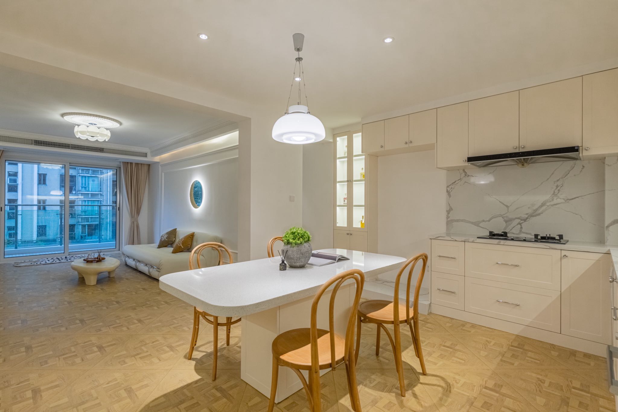 Xujiahui good quality 2br with balcony Xujiahui good quality 2br with balcony