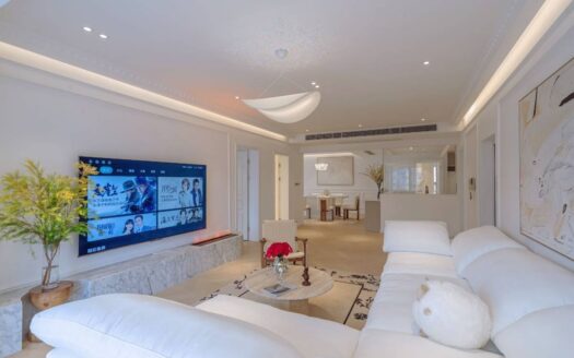 Xintiandi scenic 5 bedroom apartment with Pool ang Gym