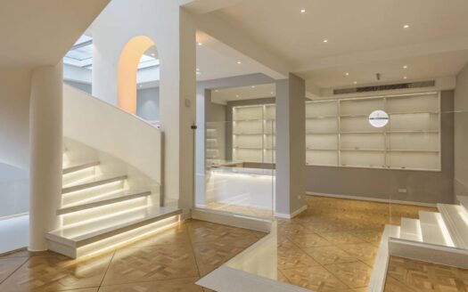Hongqiao Area family villa with good management