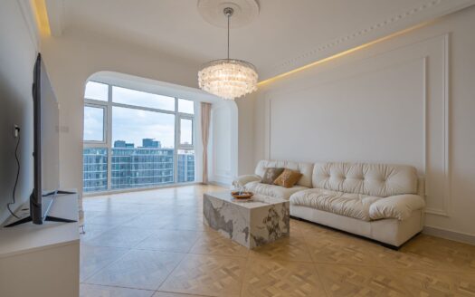 Xintiandi top floor 2br wit great view