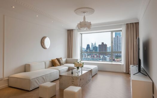 People Square great view and modern 3br near line 1