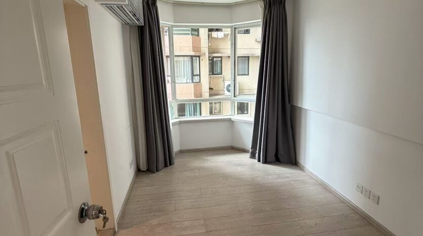 2BR apartment beside iAPM mall, Former French Concession, Xuhui 1