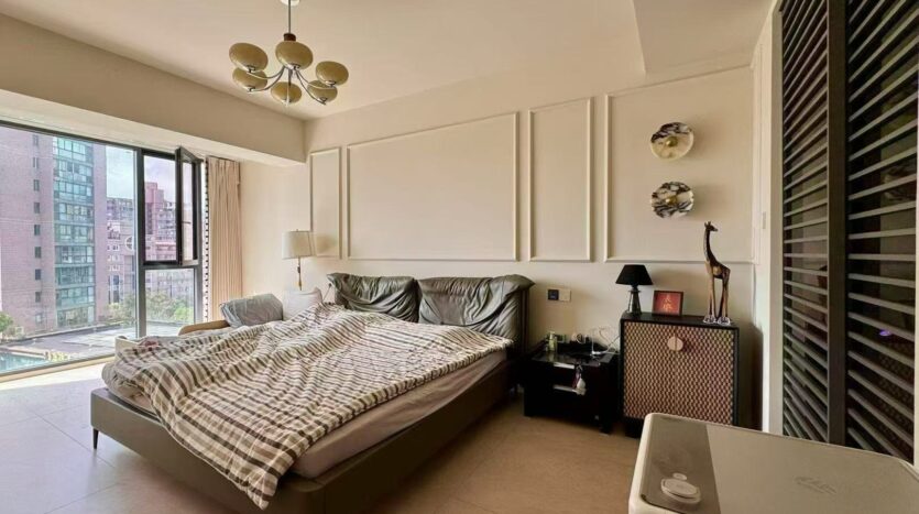 Second bedroom, Golden Luxury Garden apartment Gubei