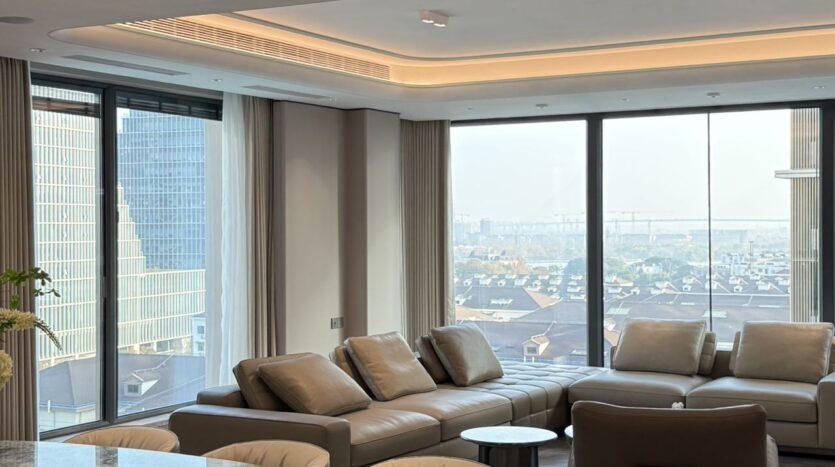 Living room with 270-degree panoramic windows, Poly Riverside Tianjun Xuhui 2