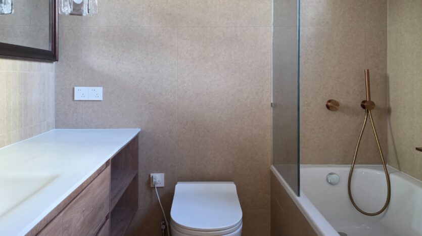 Master bathroom, Xinkang Garden apartment Xuhui